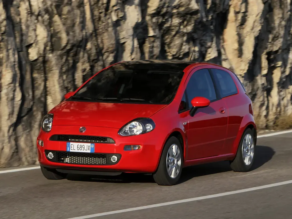 Fiat Punto 2-й рестайлинг 2012, хэтчбек 3 дв., 3 поколение, 199 (01.2012 - 12.2015)