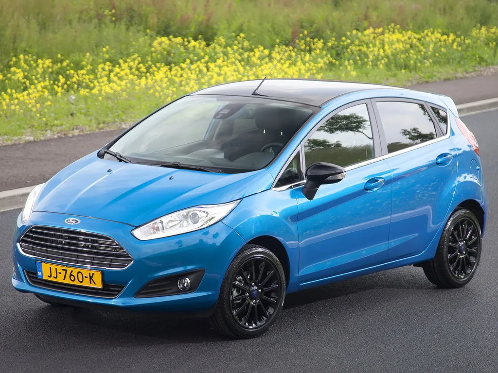 Ford Fiesta рестайлинг 2012, хэтчбек 5 дв., 6 поколение (09.2012 - 04.2017)