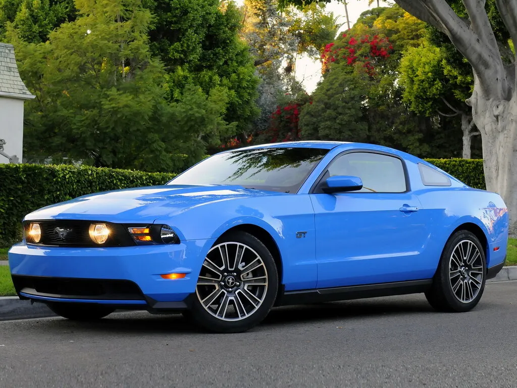 Ford Mustang рестайлинг 2009, купе, 5 поколение, S-197 (01.2009 - 01.2012)