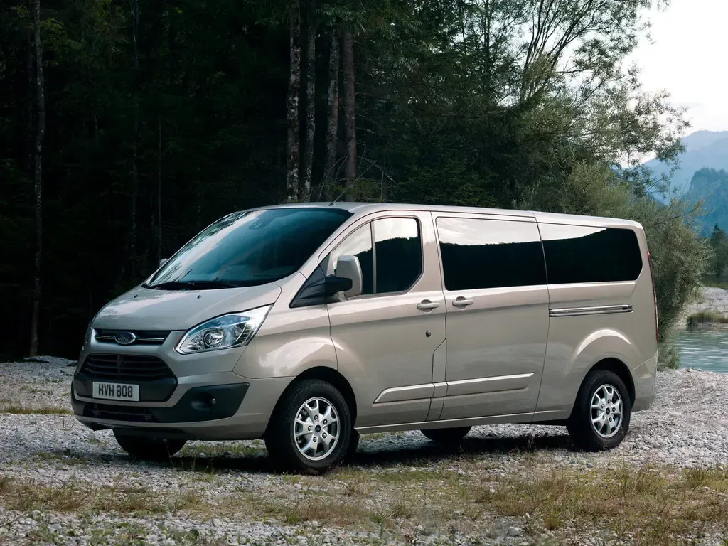 Ford Tourneo Custom 2012, минивэн, 1 поколение (03.2012 - 05.2018)