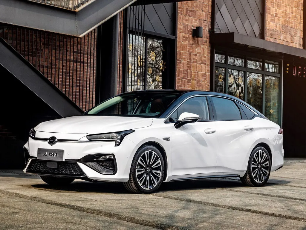 GAC Aion S 2018, седан, 1 поколение (11.2018 - н.в.)