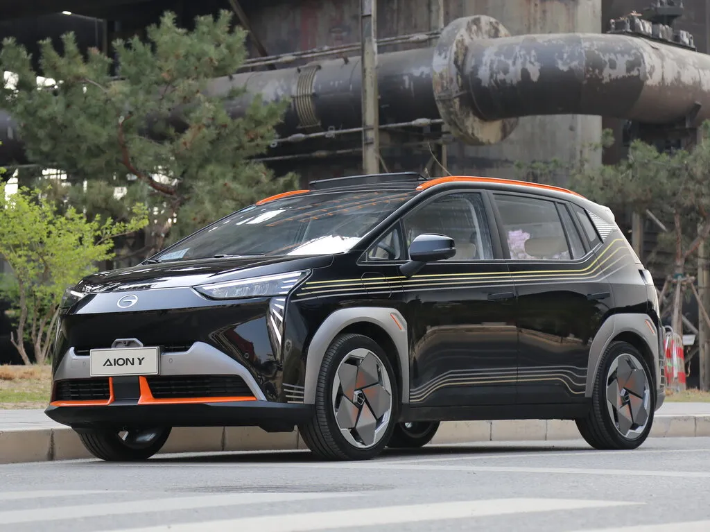 GAC Aion Y 2021, джип/suv 5 дв., 1 поколение (04.2021 - 12.2022)