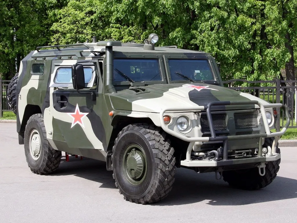 ГАЗ 2330 Тигр 2005, джип/suv 5 дв., 1 поколение (06.2005 - н.в.)
