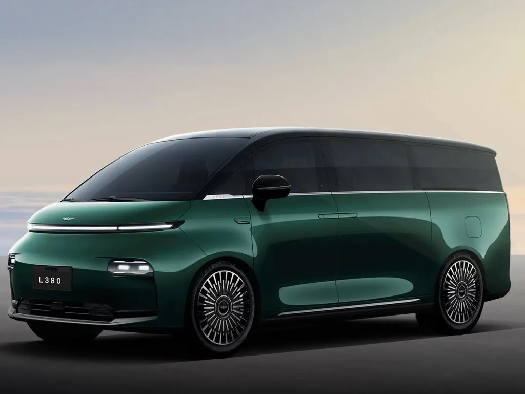 Geely Galaxy L380 2024, минивэн, 1 поколение (06.2024 - н.в.)