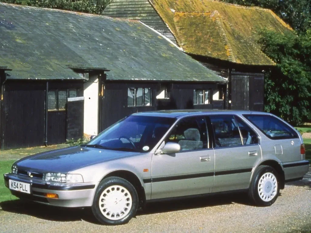 Honda Accord 1990, универсал, 4 поколение, CB (11.1990 - 04.1994)