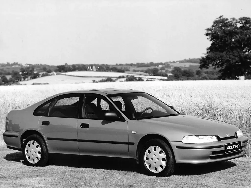 Honda Accord 1993, седан, 5 поколение, CC (08.1993 - 01.1996)