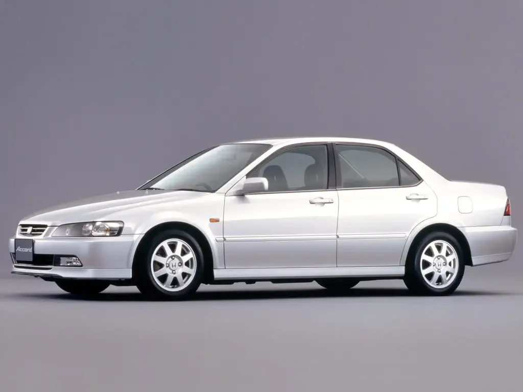 Honda Accord 1997, седан, 6 поколение, CF (09.1997 - 05.2000)
