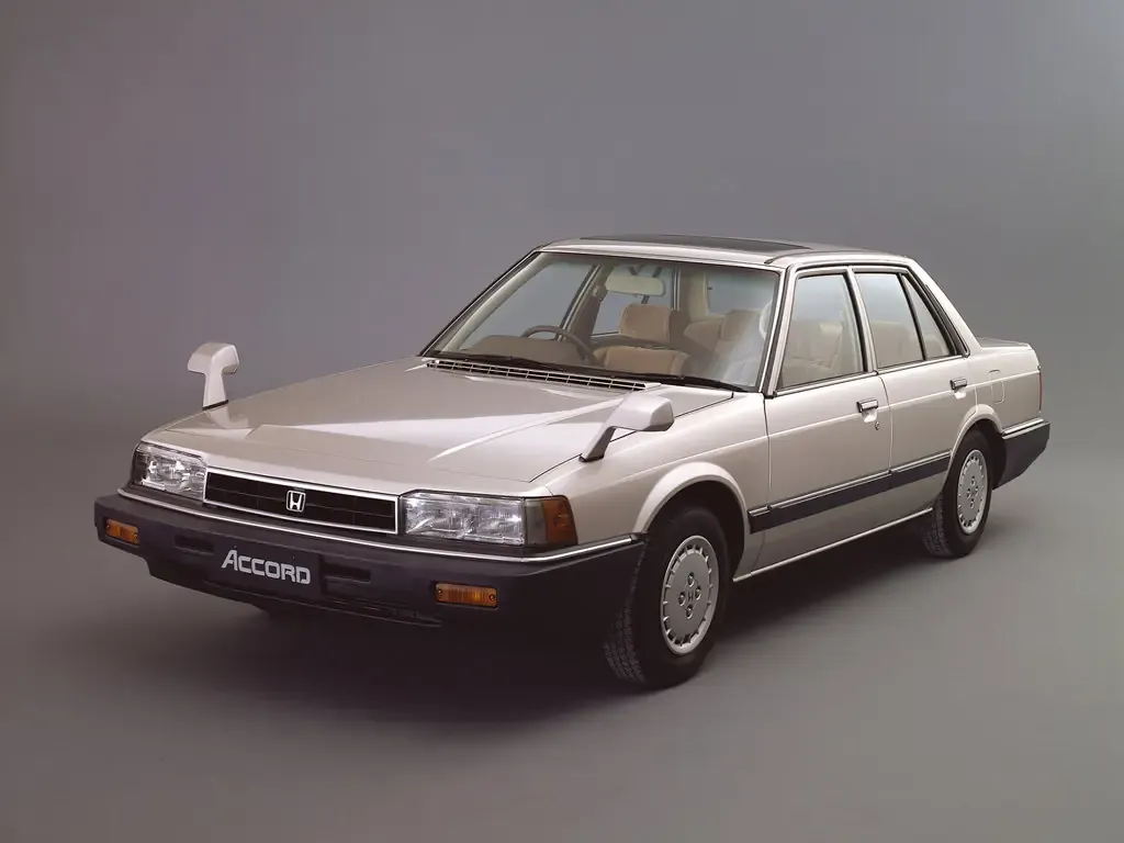Honda Accord рестайлинг 1983, седан, 2 поколение, AC, AD (06.1983 - 05.1985)