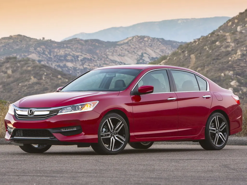 Honda Accord рестайлинг 2015, седан, 9 поколение, CR (09.2015 - 08.2017)