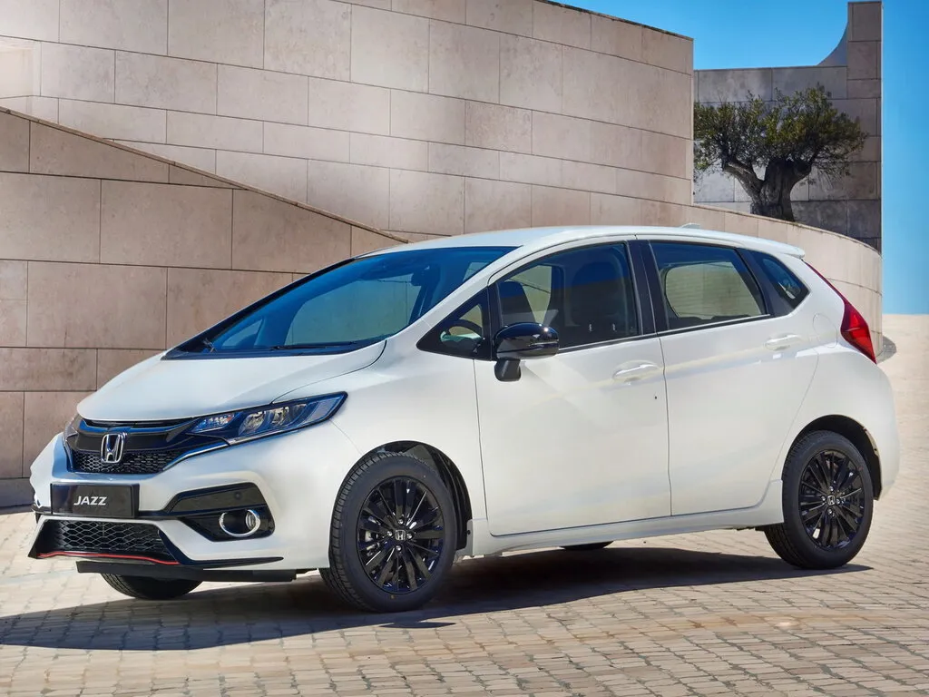 Honda Jazz рестайлинг 2017, хэтчбек 5 дв., 3 поколение (09.2017 - 01.2020)
