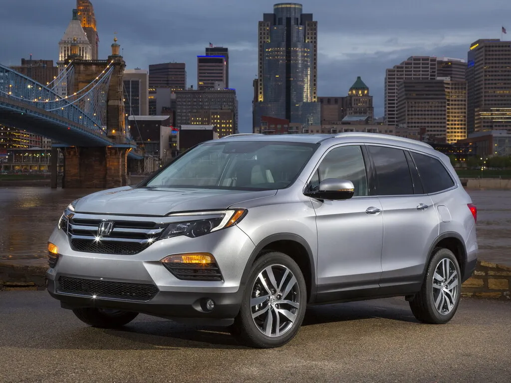 Honda Pilot 2015, джип/suv 5 дв., 3 поколение (02.2015 - 07.2018)