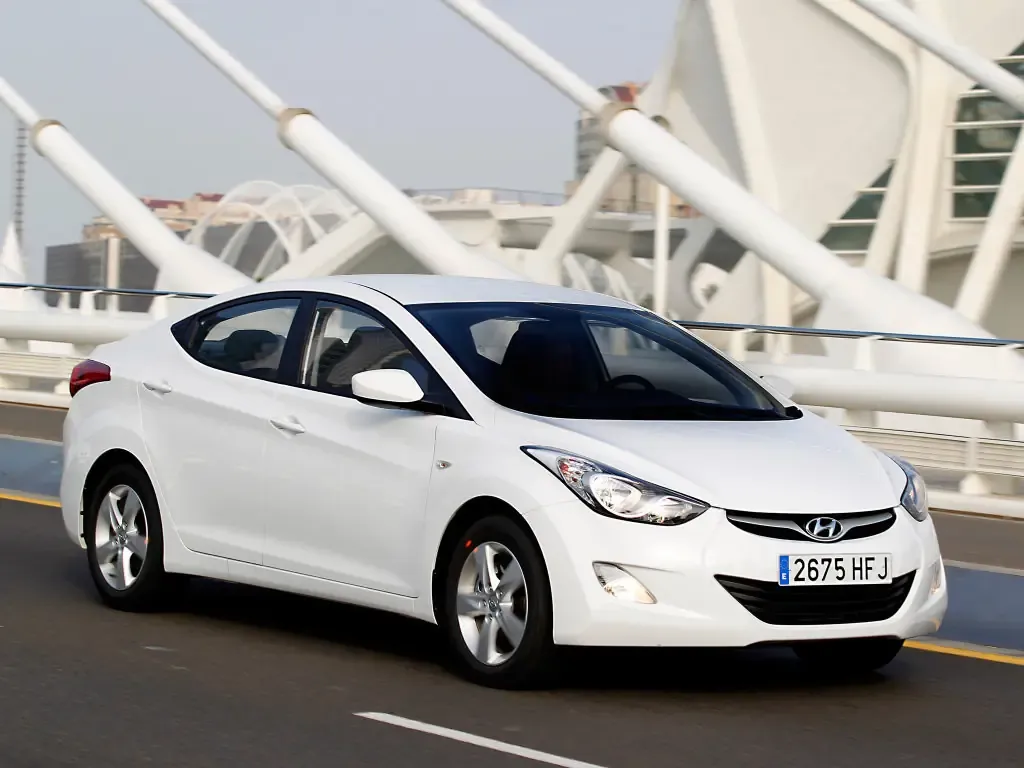 Hyundai Elantra 2010, седан, 5 поколение, MD (04.2010 - 12.2013)