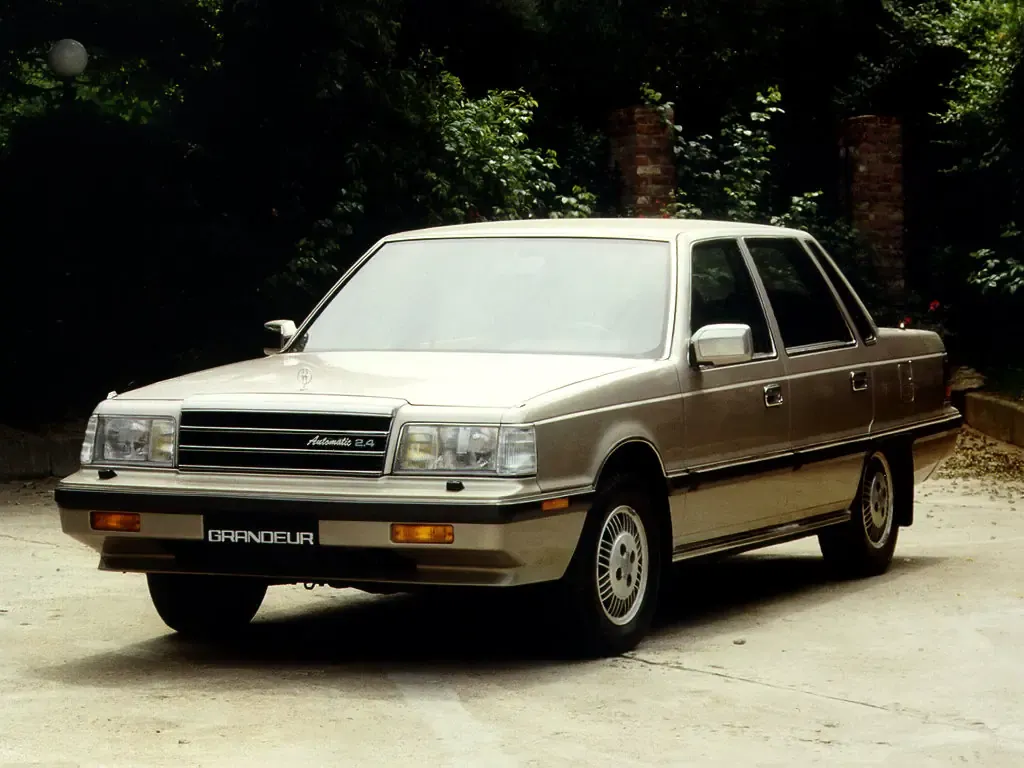 Hyundai Grandeur рестайлинг 1989, седан, 1 поколение, L (11.1989 - 08.1992)