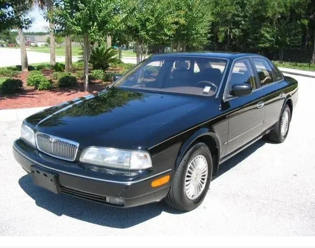 Infiniti Q45 рестайлинг 1993, седан, 1 поколение, G50 (07.1993 - 06.1996)