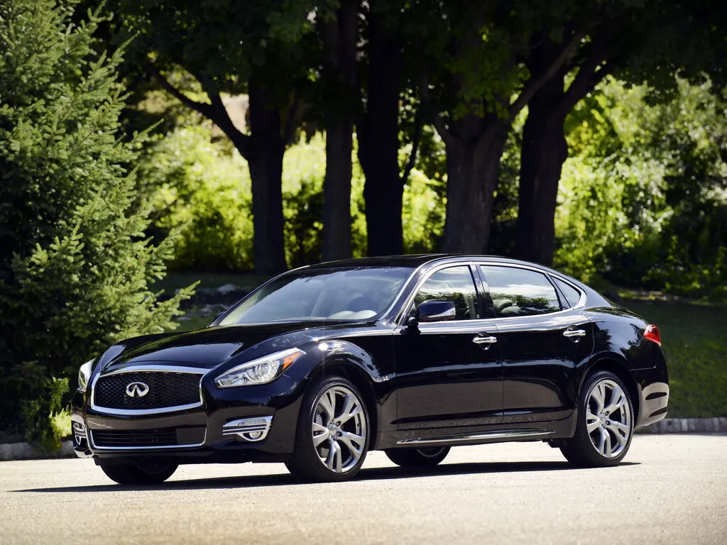 Infiniti Q70 рестайлинг 2014, седан, 1 поколение (03.2014 - 08.2018)