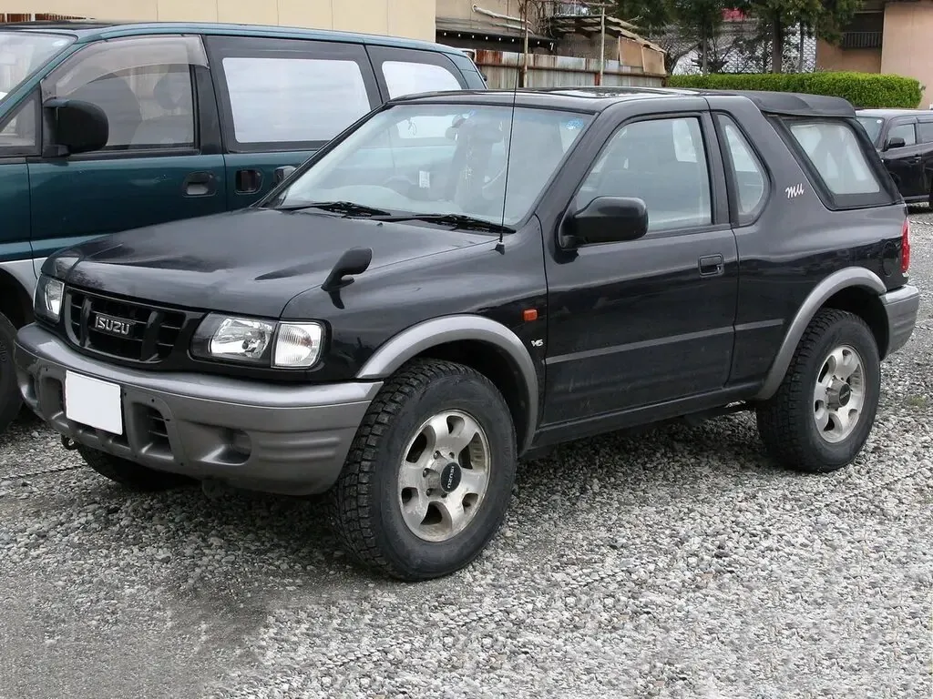 Isuzu MU рестайлинг 2000, джип/suv 3 дв., 2 поколение (05.2000 - 08.2002)
