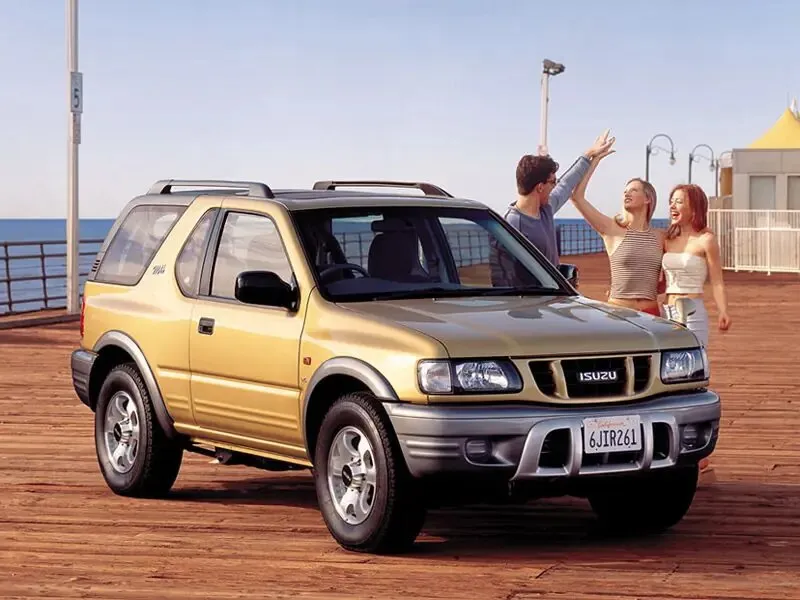 Isuzu MU рестайлинг 2000, джип/suv 3 дв., 2 поколение (05.2000 - 08.2002)