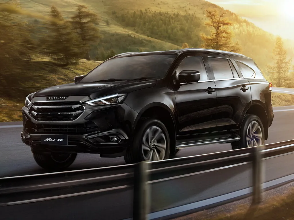 Isuzu MU-X 2021, джип/suv 5 дв., 3 поколение (09.2021 - 07.2023)