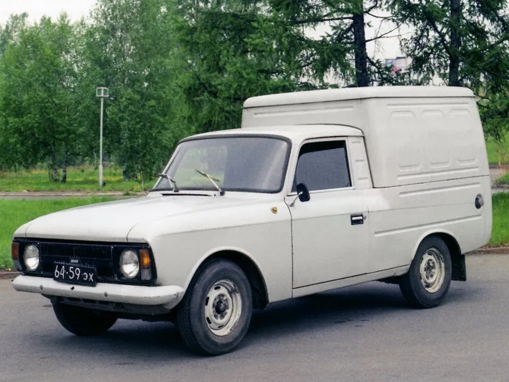 ИЖ 2715 1982, цельнометаллический фургон, 2 поколение, 2715-01 (03.1982 - 11.1997)