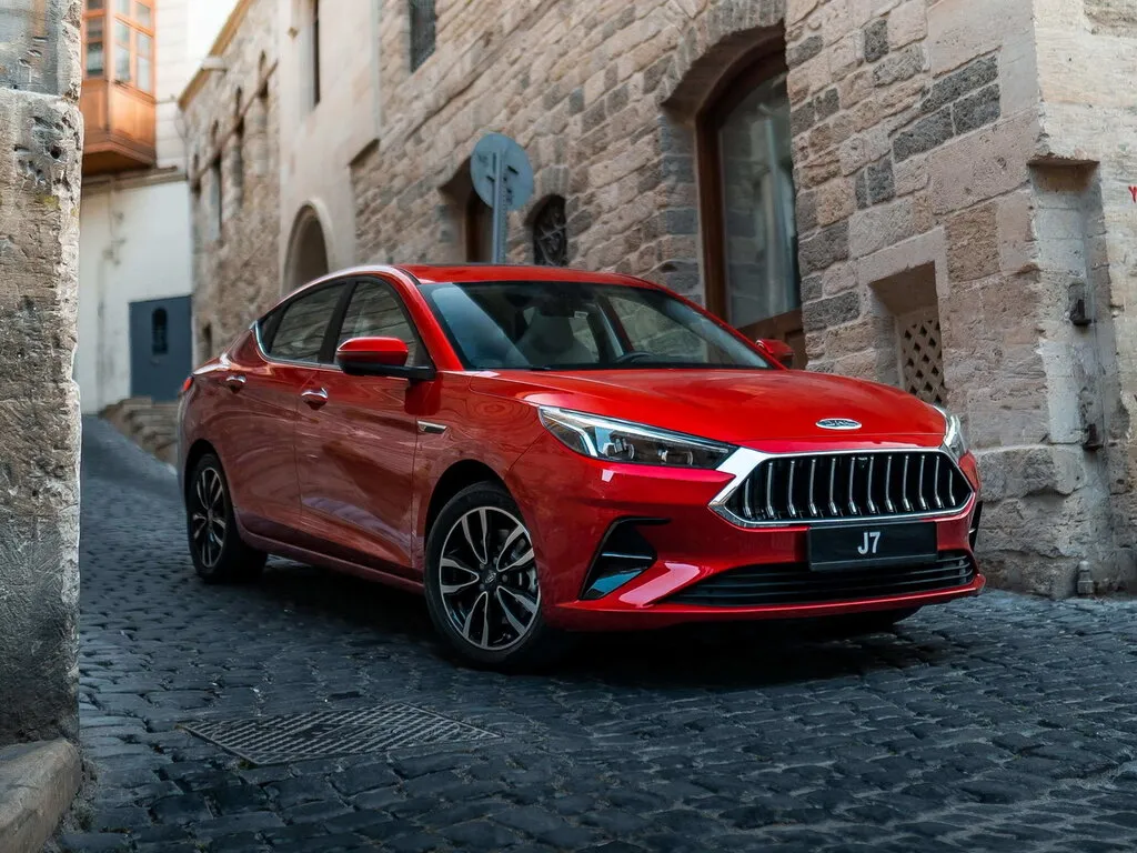 JAC J7 2020, лифтбек, 1 поколение (10.2020 - н.в.)