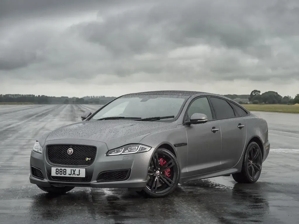 Jaguar XJ рестайлинг 2015, седан, 9 поколение, X351 (08.2015 - 04.2021)