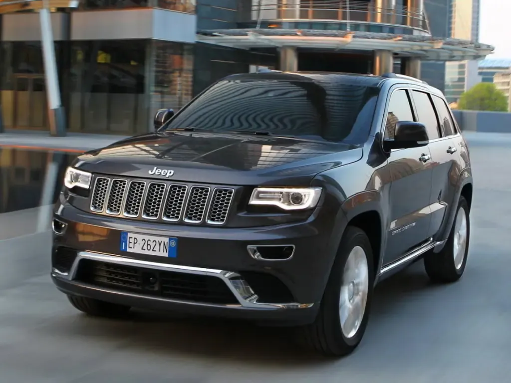 Jeep Grand Cherokee рестайлинг 2013, джип/suv 5 дв., 4 поколение, WK2 (01.2013 - 05.2018)
