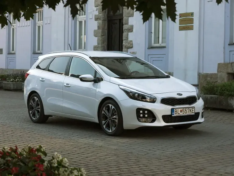 Kia Ceed рестайлинг 2015, универсал, 2 поколение, JD (06.2015 - 11.2018)