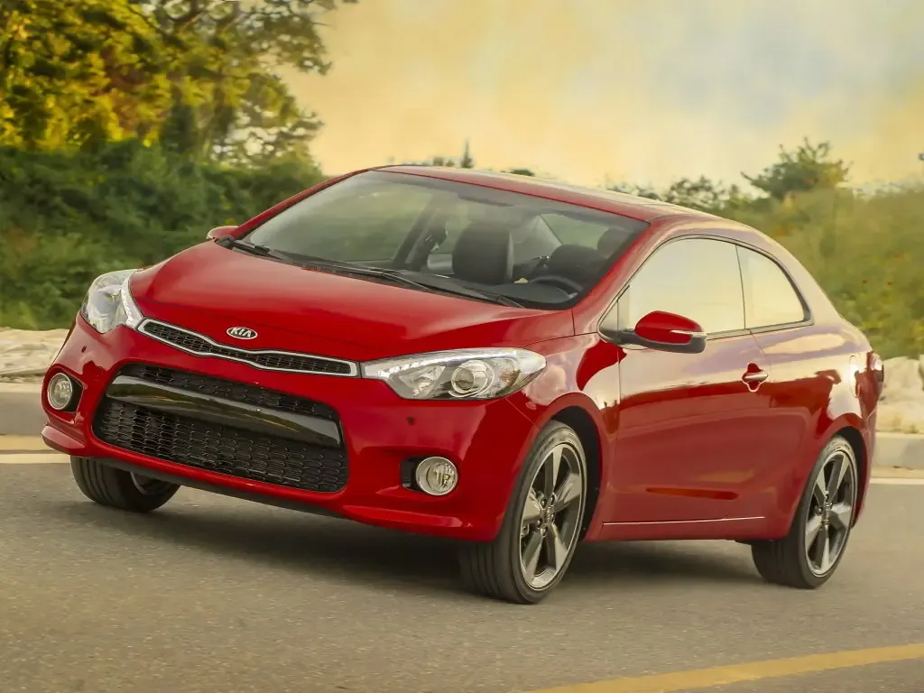 Kia K3 2013, купе, 1 поколение, YK (08.2013 - 03.2016)
