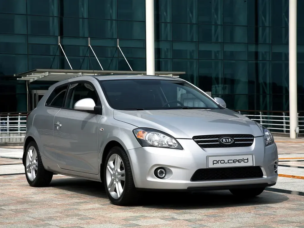 Kia ProCeed 2006, хэтчбек 3 дв., 1 поколение, ED (09.2006 - 06.2010)