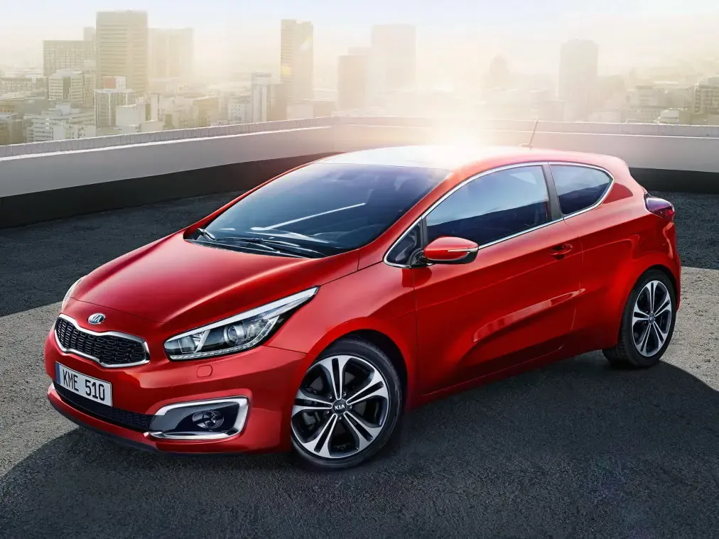 Kia ProCeed рестайлинг 2015, хэтчбек 3 дв., 2 поколение, JD (09.2015 - 07.2018)