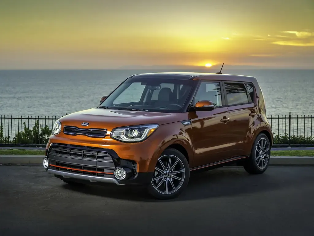 Kia Soul рестайлинг 2017, хэтчбек 5 дв., 2 поколение, PS (01.2017 - 03.2019)