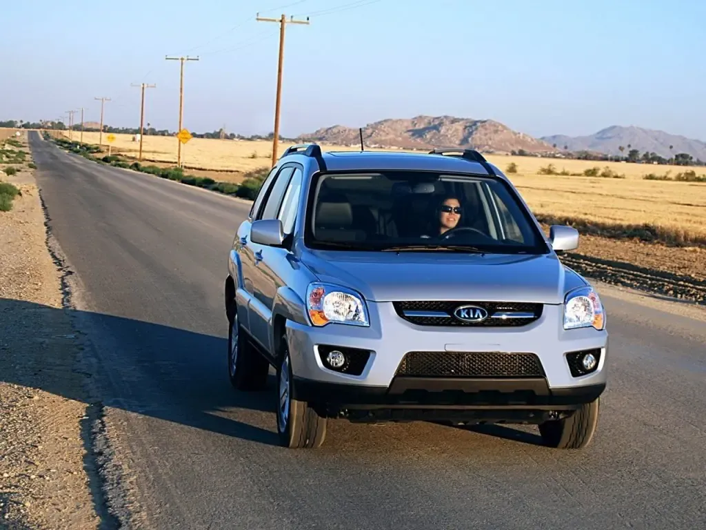 Kia Sportage 2-й рестайлинг 2008, джип/suv 5 дв., 2 поколение, JE (04.2008 - 07.2010)