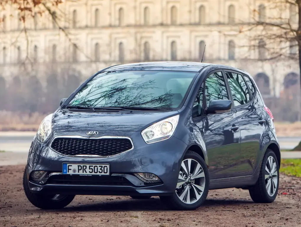 Kia Venga рестайлинг 2014, хэтчбек 5 дв., 1 поколение, YN (10.2014 - 05.2017)