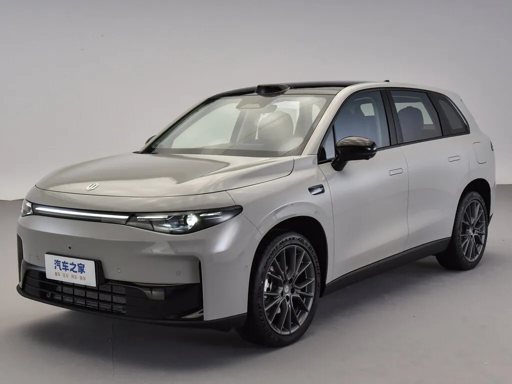 Leapmotor C10 2023, джип/suv 5 дв., 1 поколение (09.2023 - н.в.)