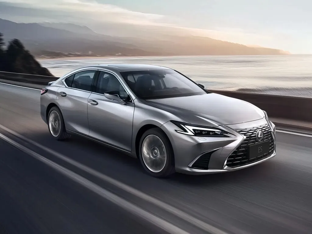 Lexus ES300h 2-й рестайлинг 2021, седан, 7 поколение, XZ10 (08.2021 - н.в.)