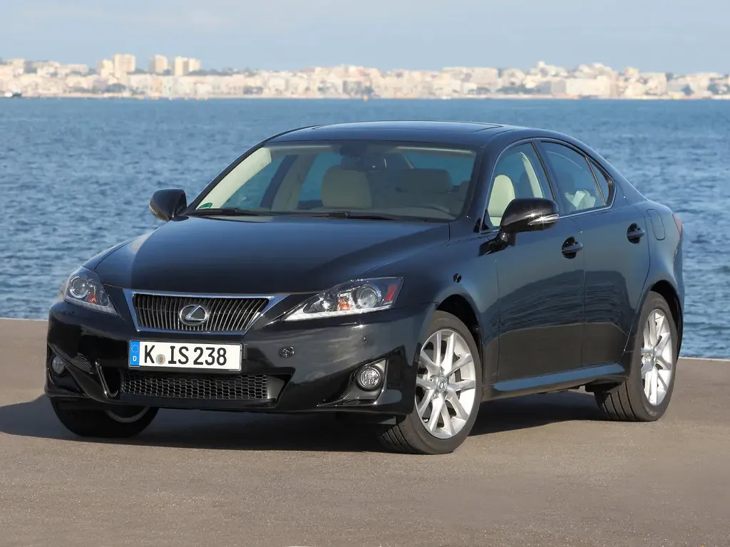 Lexus IS220d 2-й рестайлинг 2010, седан, 2 поколение, XE20 (08.2010 - 07.2012)