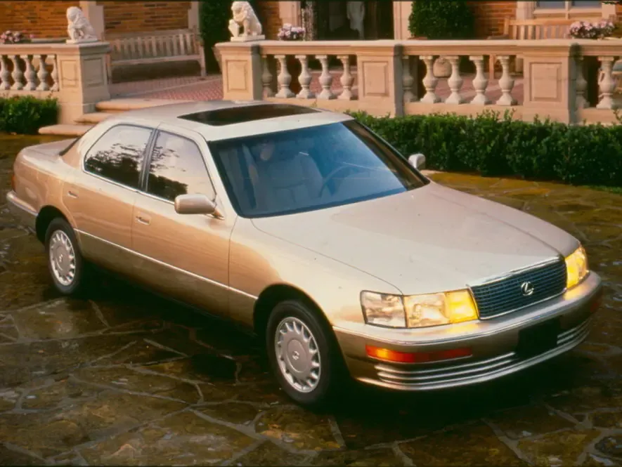 Lexus LS400 1989, седан, 1 поколение, XF10 (05.1989 - 08.1992)