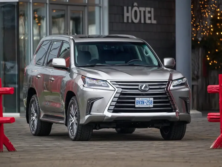 Lexus LX570 2-й рестайлинг 2015, джип/suv 5 дв., 3 поколение, J200 (08.2015 - 01.2022)