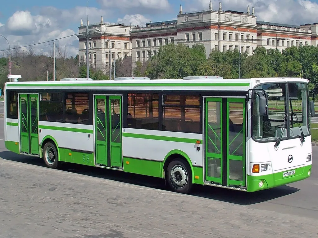 ЛиАЗ 5256 2-й рестайлинг 2004, автобус, 1 поколение (01.2004 - 12.2021)