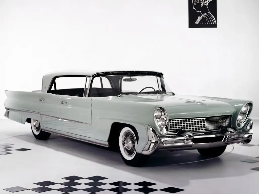 Lincoln Continental 1957, седан, 3 поколение, Mark III (12.1957 - 10.1958)