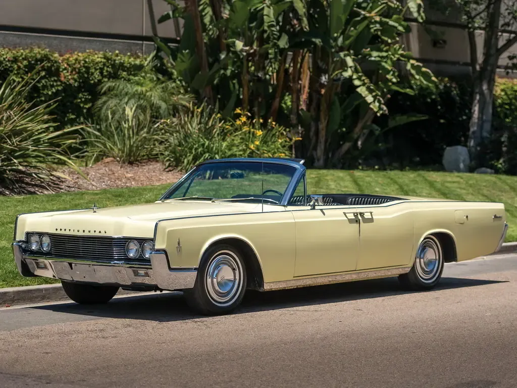 Lincoln Continental 4-й рестайлинг 1965, открытый кузов, 4 поколение (11.1965 - 10.1967)