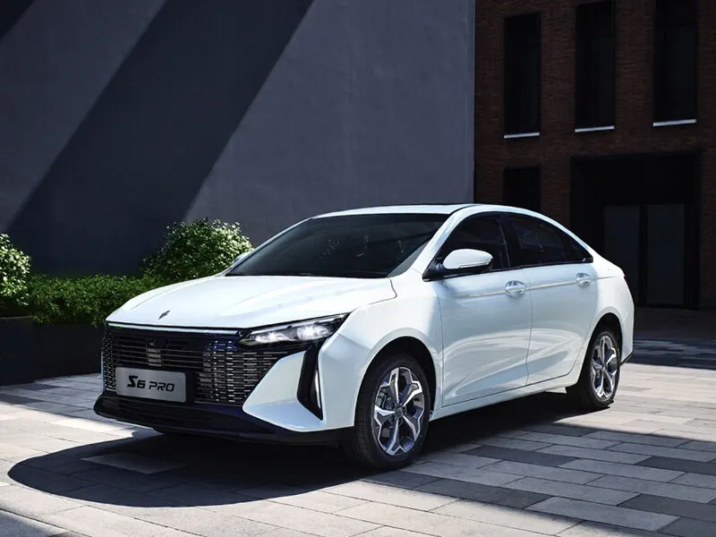 Livan S6 Pro 2023, седан, 1 поколение (09.2023 - н.в.)