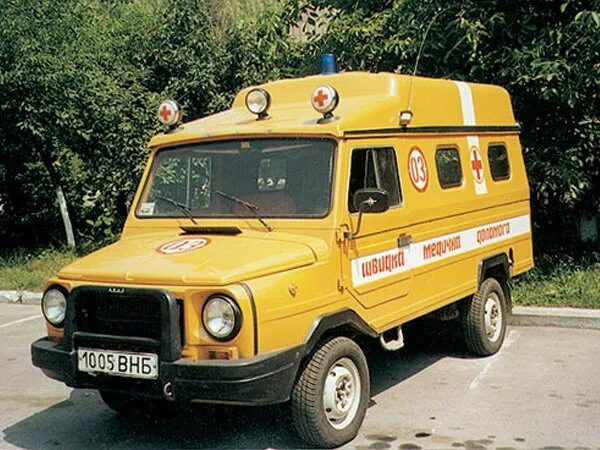 ЛуАЗ 1302 1990, цельнометаллический фургон, 1 поколение (01.1990 - 05.2002)