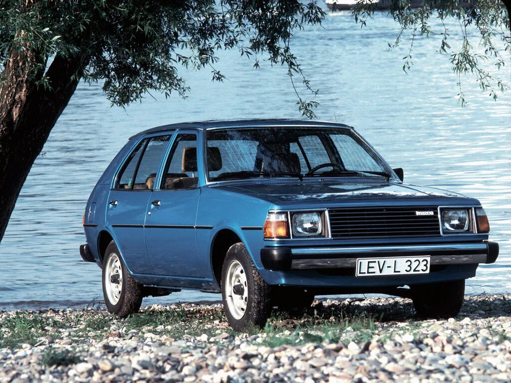 Mazda 323 рестайлинг 1979, хэтчбек 5 дв., 1 поколение, FA (06.1979 - 05.1980)