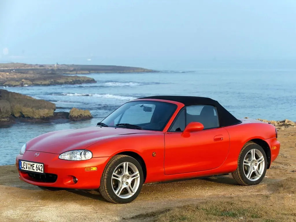 Mazda MX-5 рестайлинг 2000, открытый кузов, 2 поколение, NB (07.2000 - 12.2002)