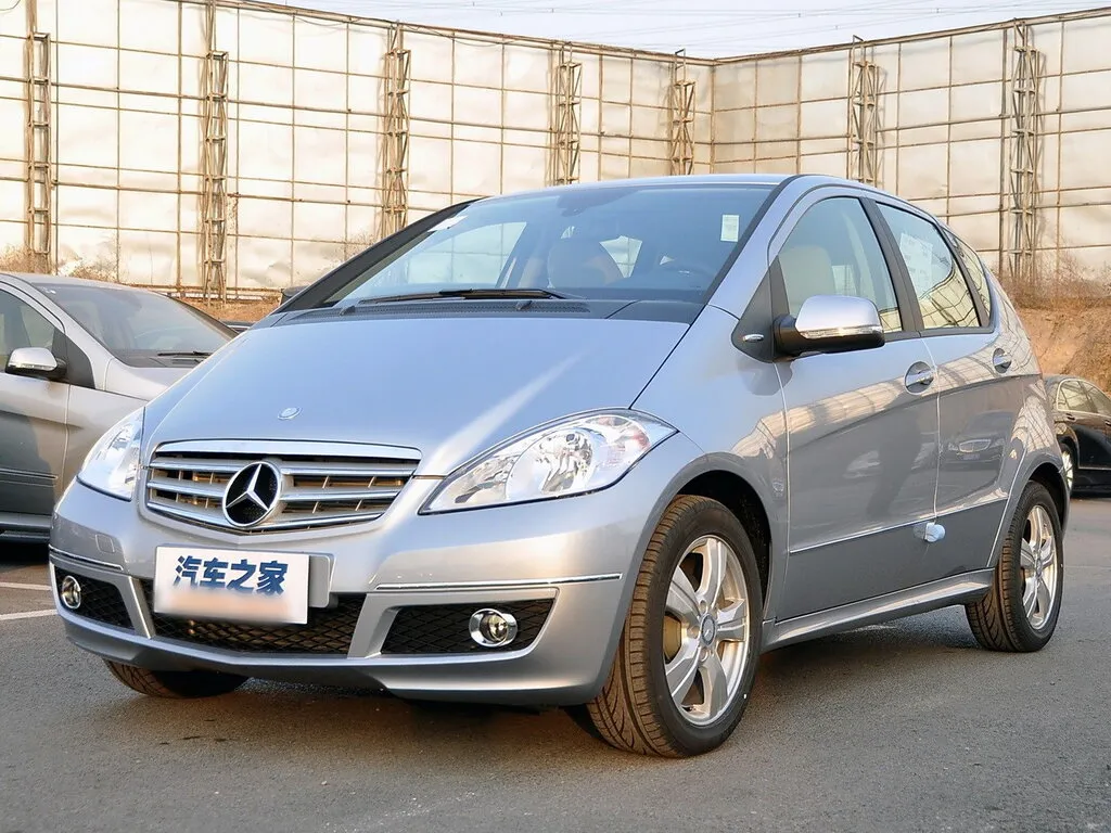 Mercedes-Benz A-Class рестайлинг 2008, хэтчбек 5 дв., 2 поколение, W169 (08.2008 - 04.2013)