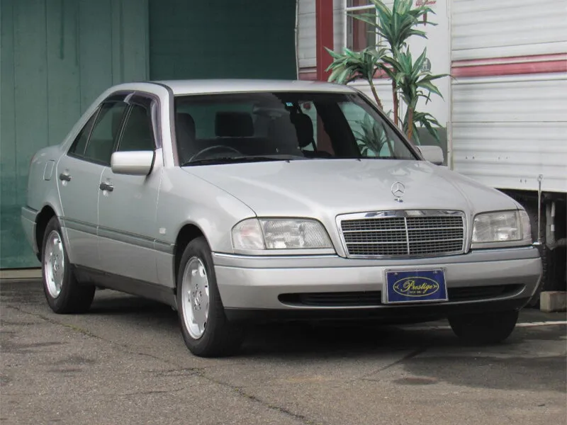 Mercedes-Benz C-Class 1993, седан, 1 поколение, W202 (10.1993 - 07.1997)