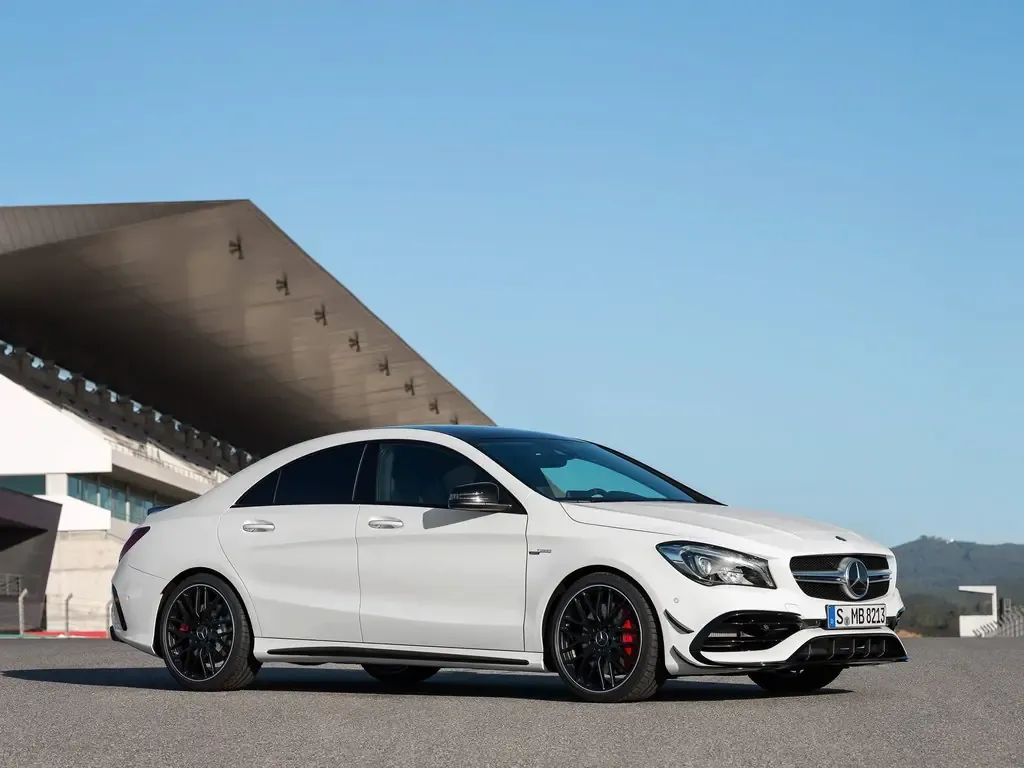 Mercedes-Benz CLA-Class рестайлинг 2016, седан, 1 поколение, C117 (05.2016 - 04.2019)