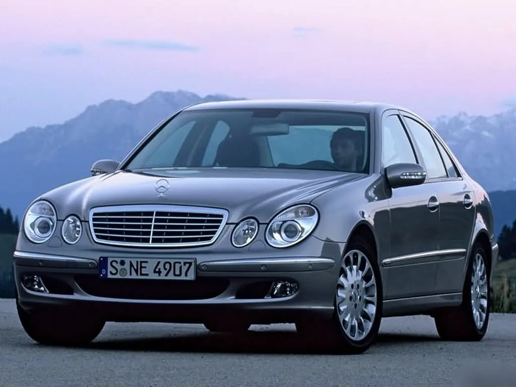 Mercedes-Benz E-Class 2002, седан, 3 поколение, W211 (01.2002 - 07.2006)
