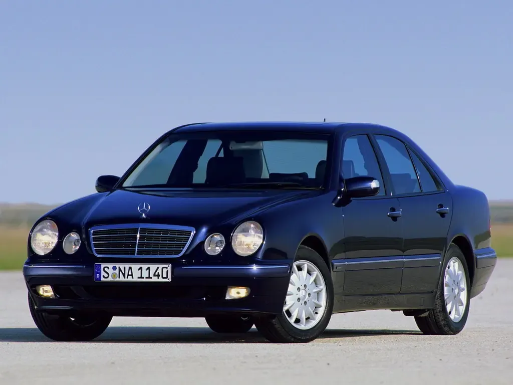 Mercedes-Benz E-Class рестайлинг 1999, седан, 2 поколение, W210 (07.1999 - 03.2002)